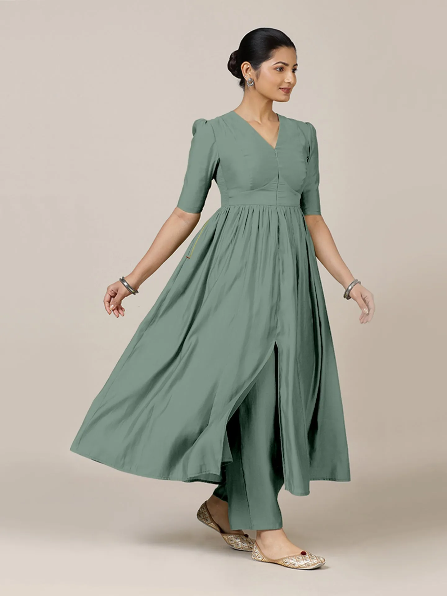 Faiza x Rozaana | A Line Kurta in Mint Green with Thread Work | Coords or Only Kurta