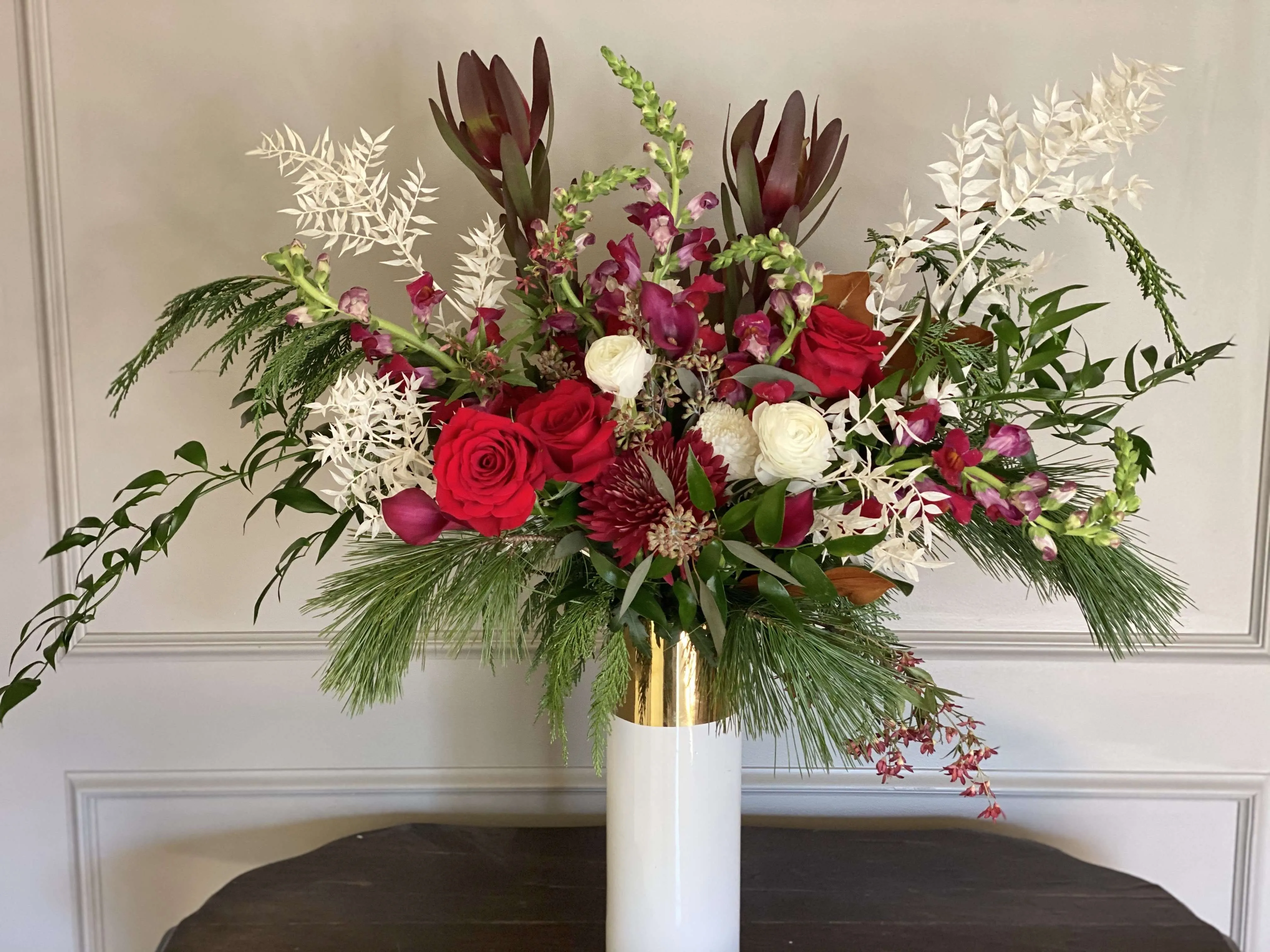 Holiday Centerpiece-Luxe Tall
