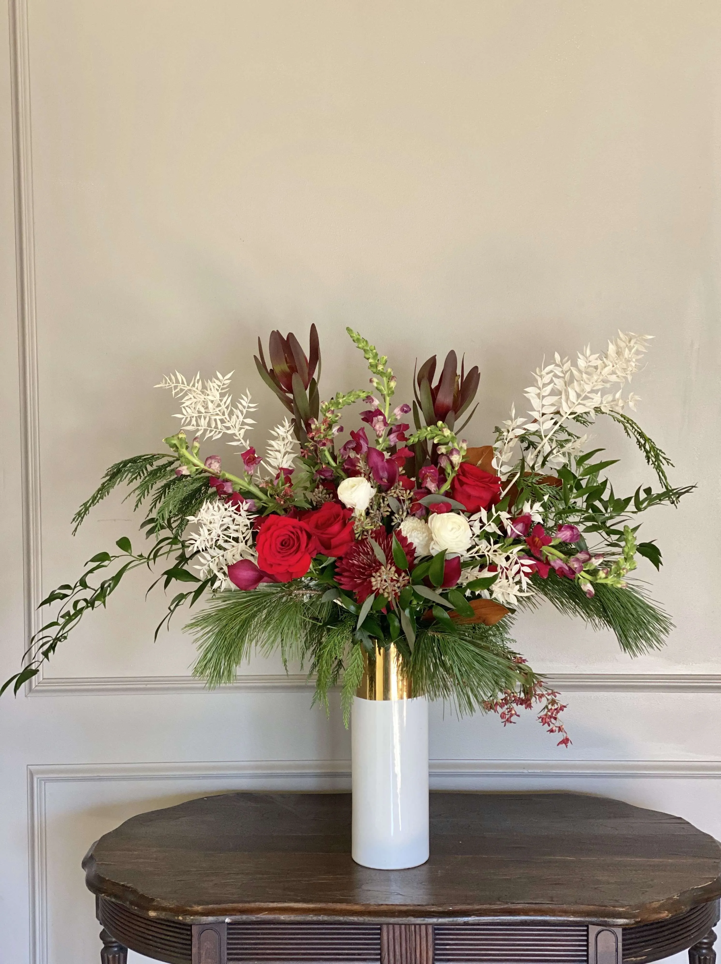 Holiday Centerpiece-Luxe Tall